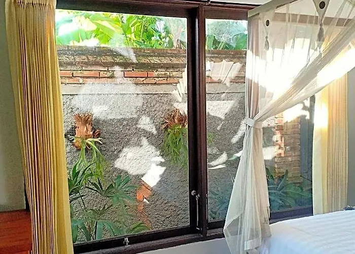 Yudi House
